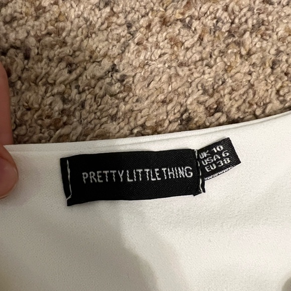 Pretty Little Thing dress - Picture 2 of 4